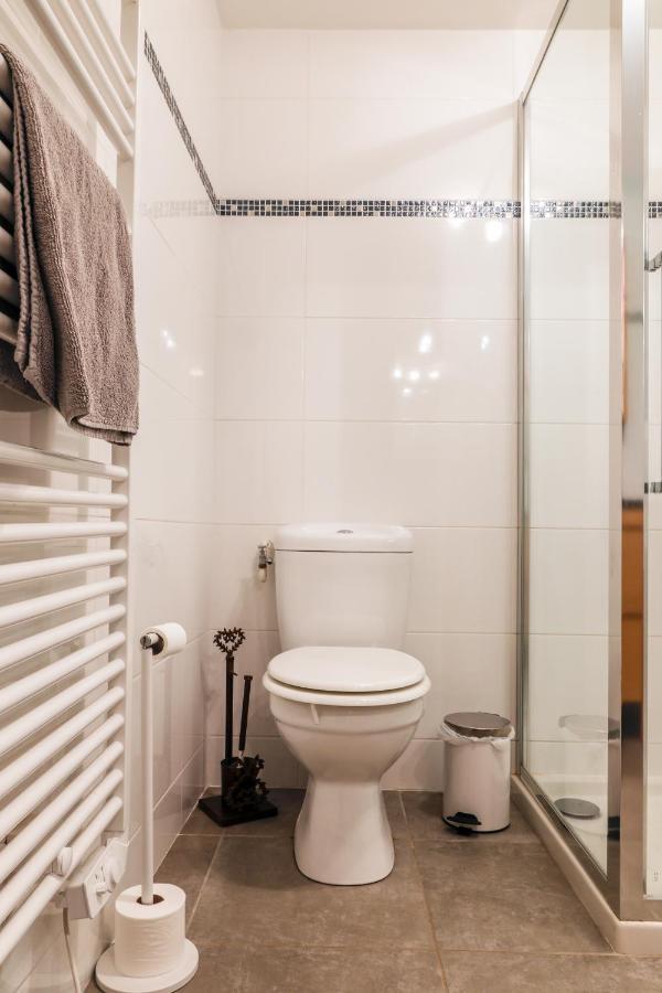 Вілла Country House - La Charbonniere Continvoir Екстер'єр фото